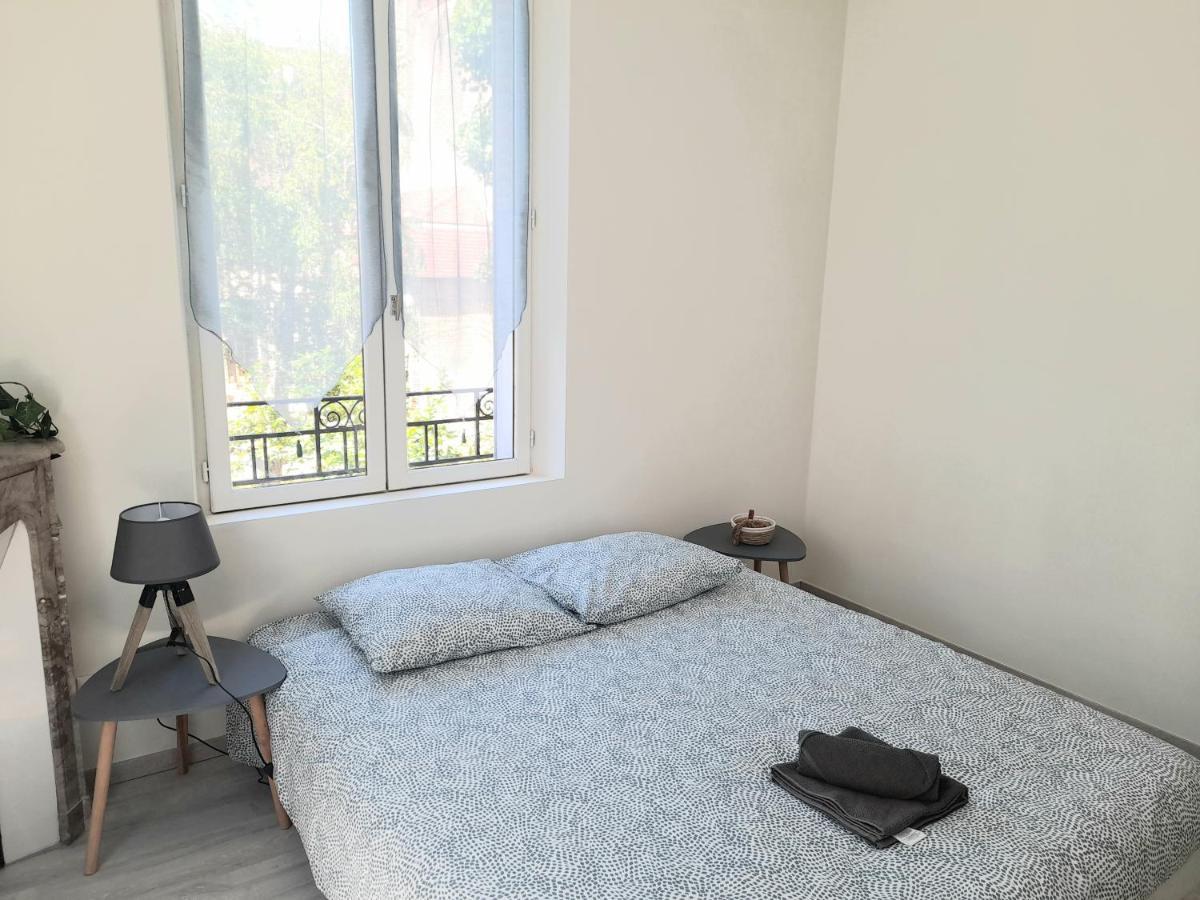 Le Scandinave Apartment Joigny Exterior foto